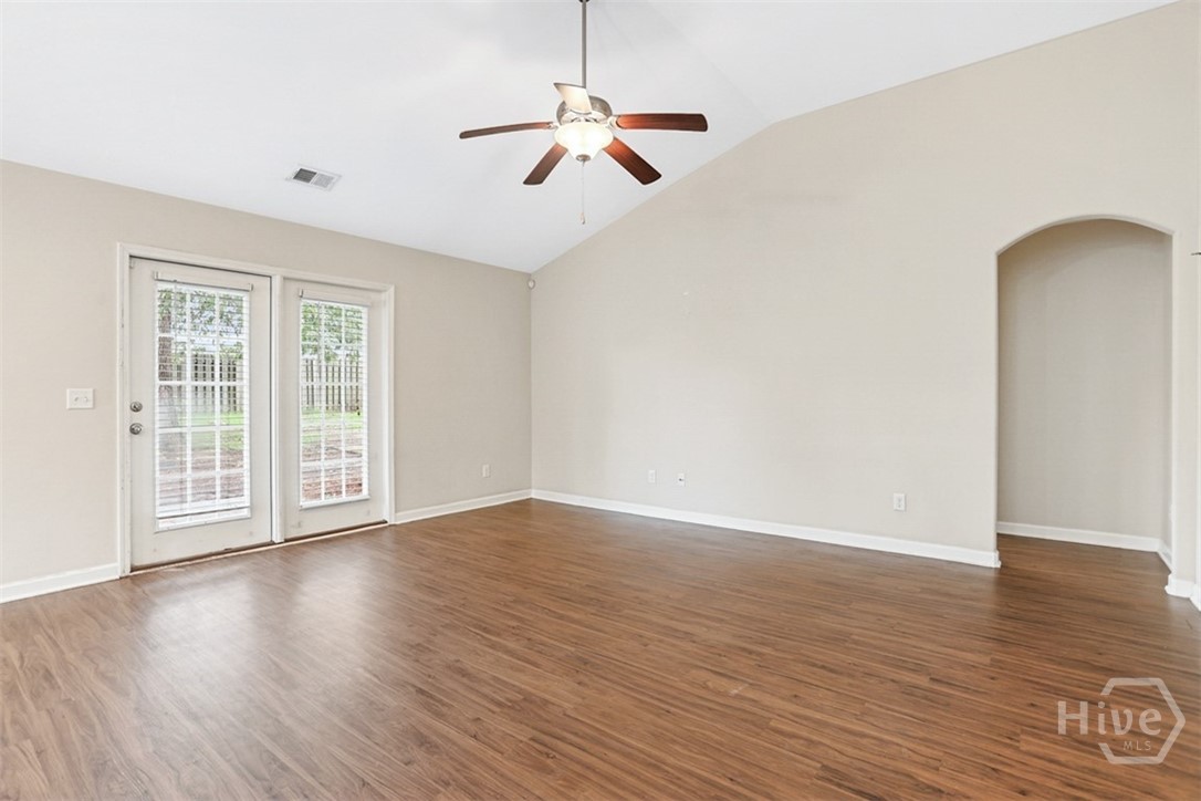 32 Concordia Drive Property Photo 10