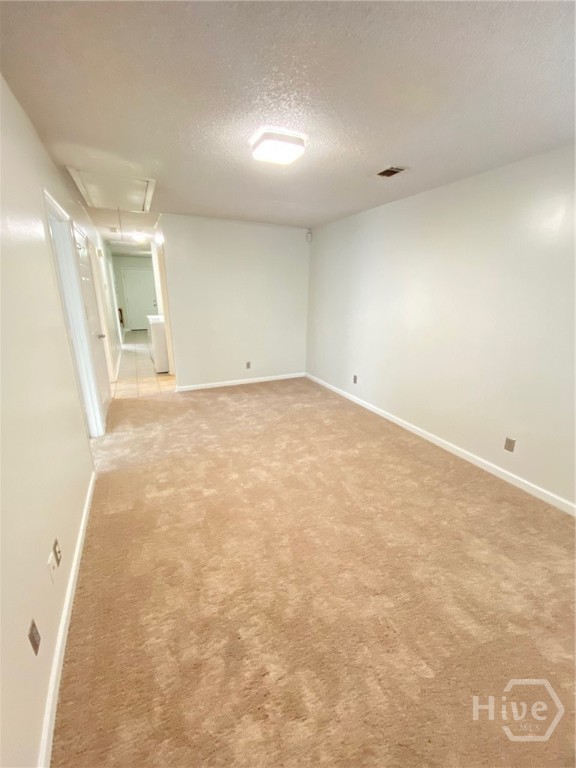 614 E Duffy Street Property Photo 3