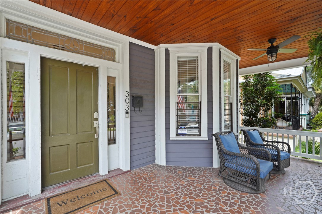 303 W 39th Street Property Photo 4
