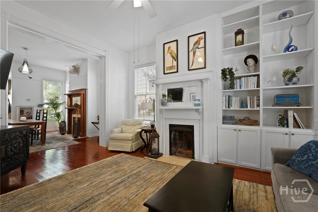 303 W 39th Street Property Photo 7
