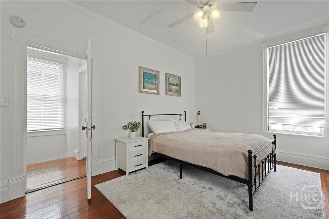 303 W 39th Street Property Photo 26