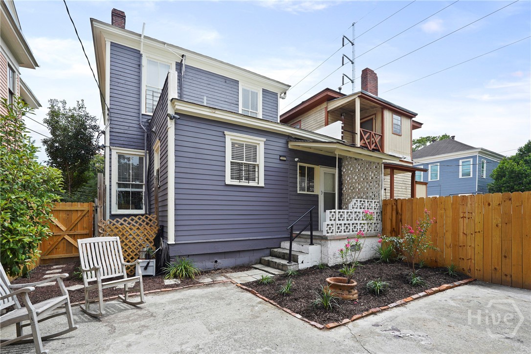 303 W 39th Street Property Photo 28