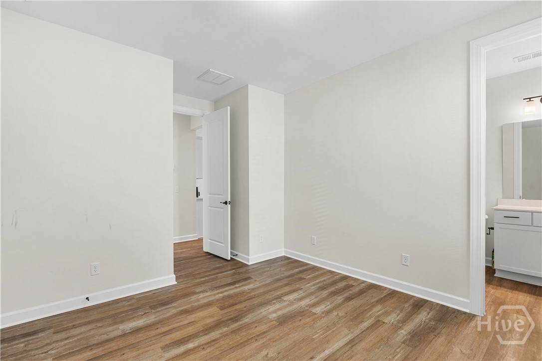 202 Park Chase Property Photo 32