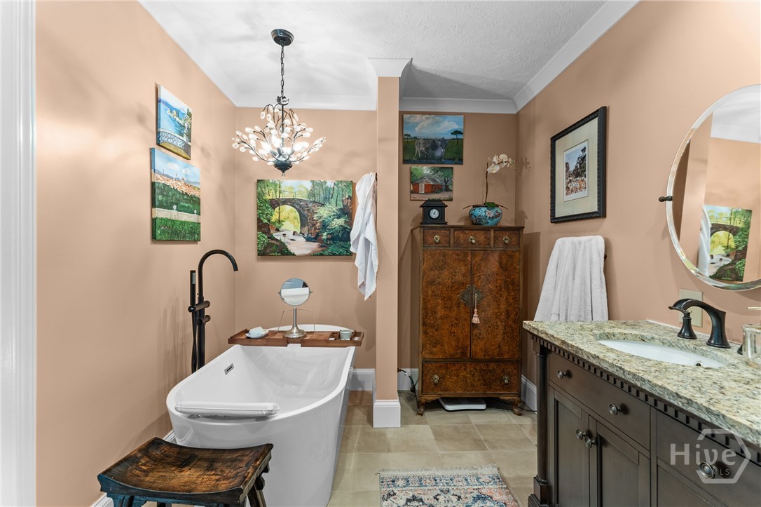 4236 S Newton Road Property Photo 38