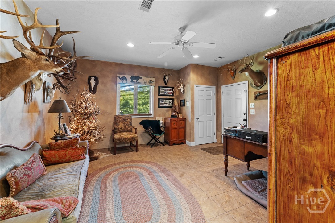 4236 S Newton Road Property Photo 44