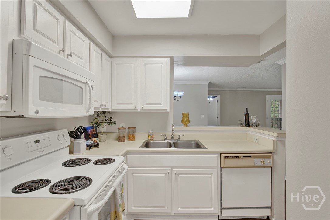 12300 Apache Avenue 1711 Property Photo 8