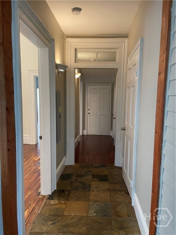 228 E Henry Street A Property Photo 5