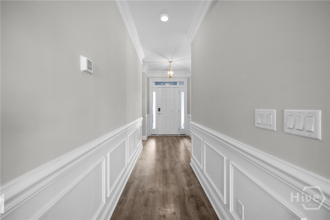 106 Champlain Drive Property Photo 13