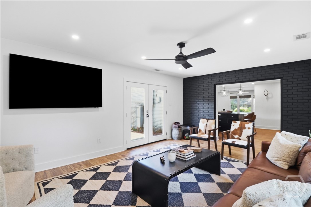 9 Drake Drive Property Photo 16