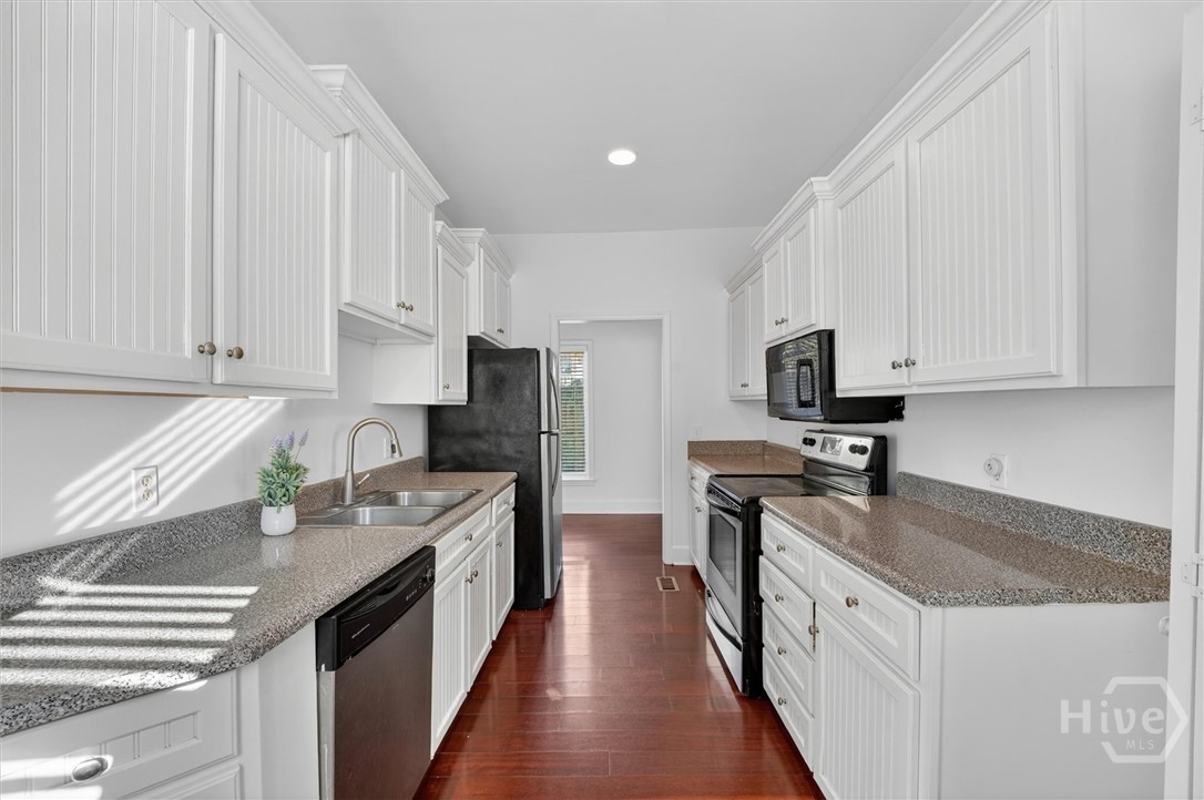 506 E 31st Street Property Photo 12