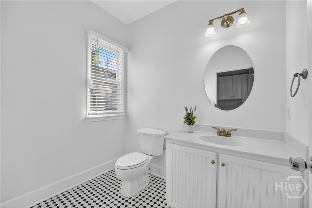 506 E 31st Street Property Photo 13