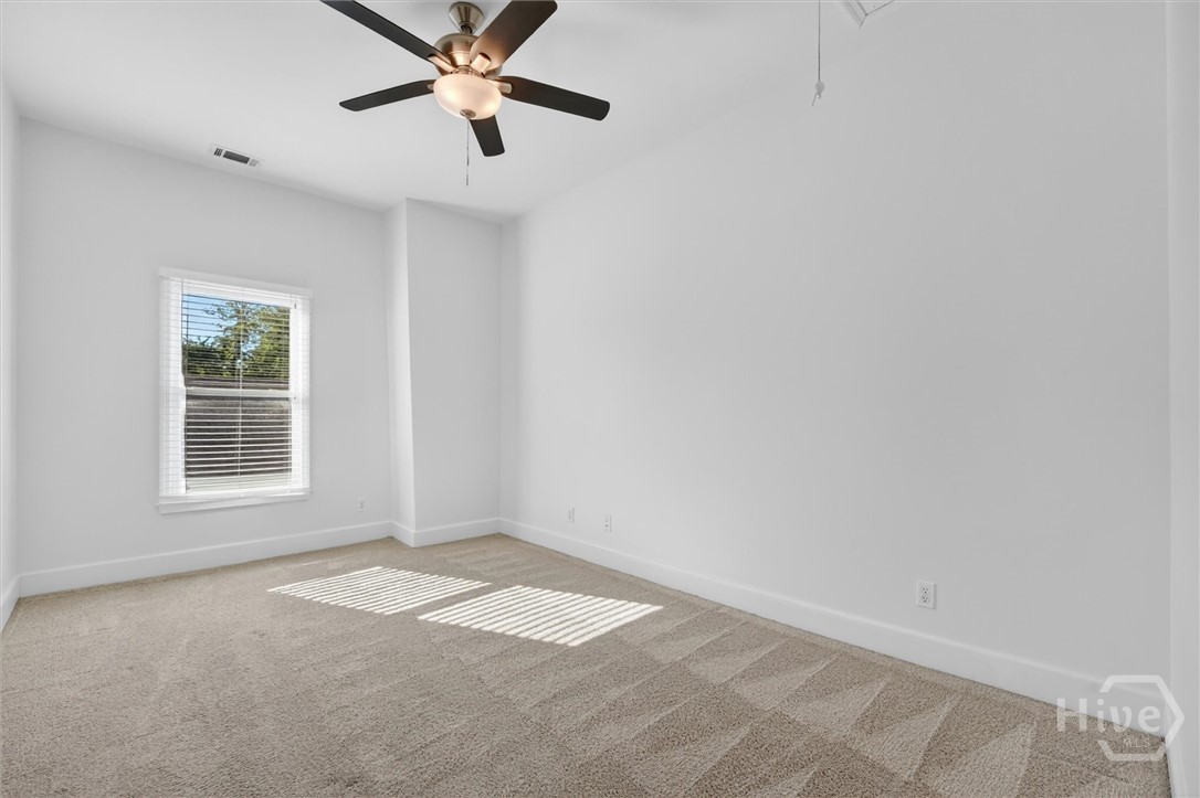 506 E 31st Street Property Photo 17