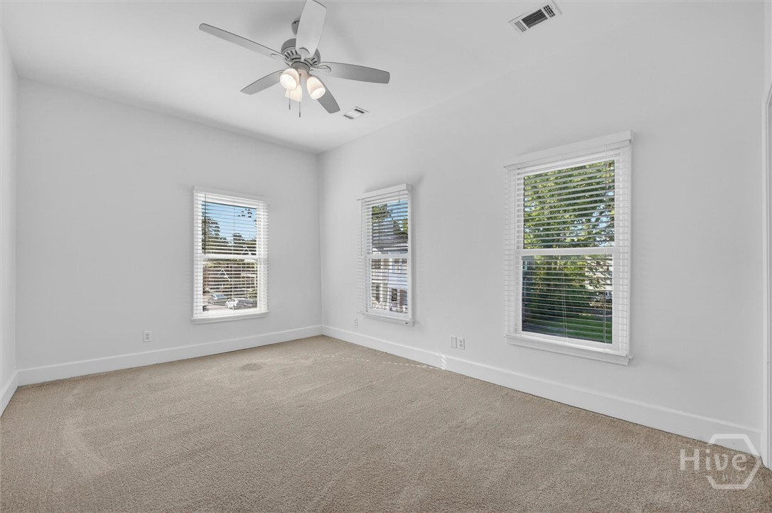 506 E 31st Street Property Photo 19