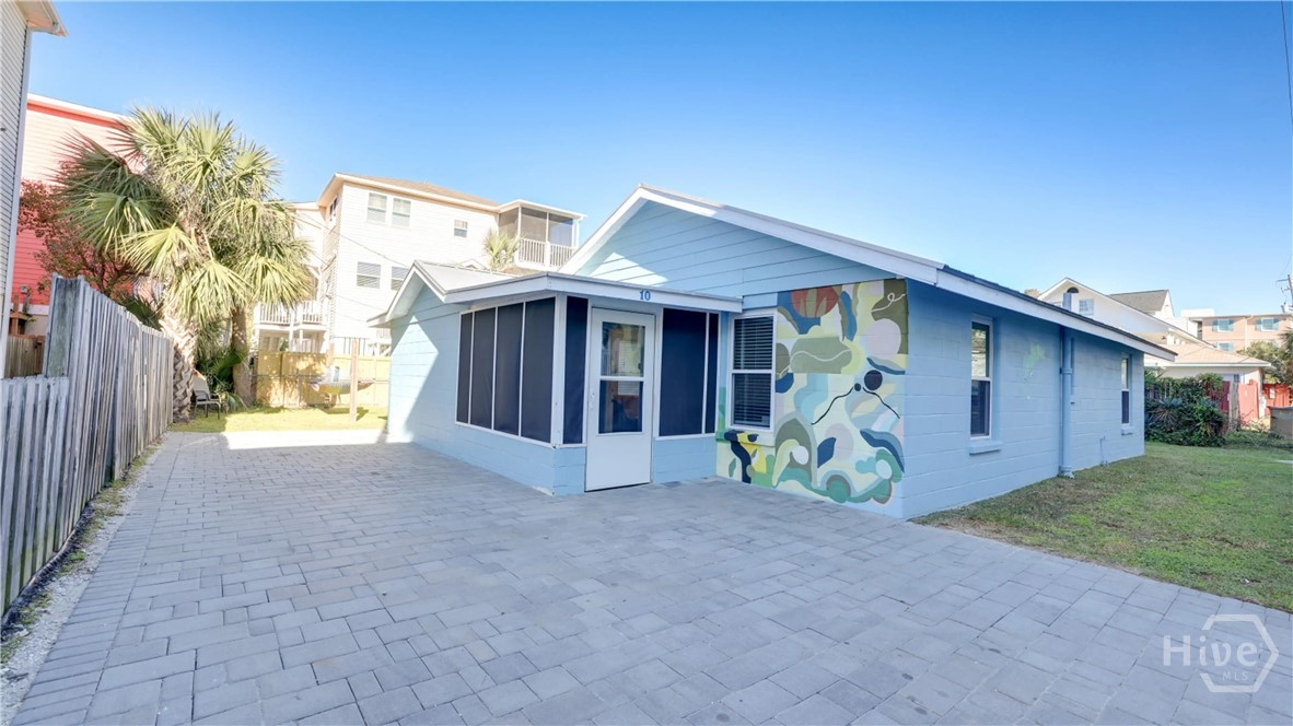 10 17th Place Property Photo 27