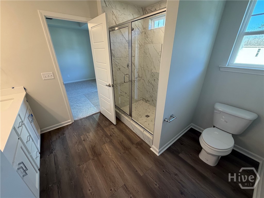 207 Pinebury Road Property Photo 8