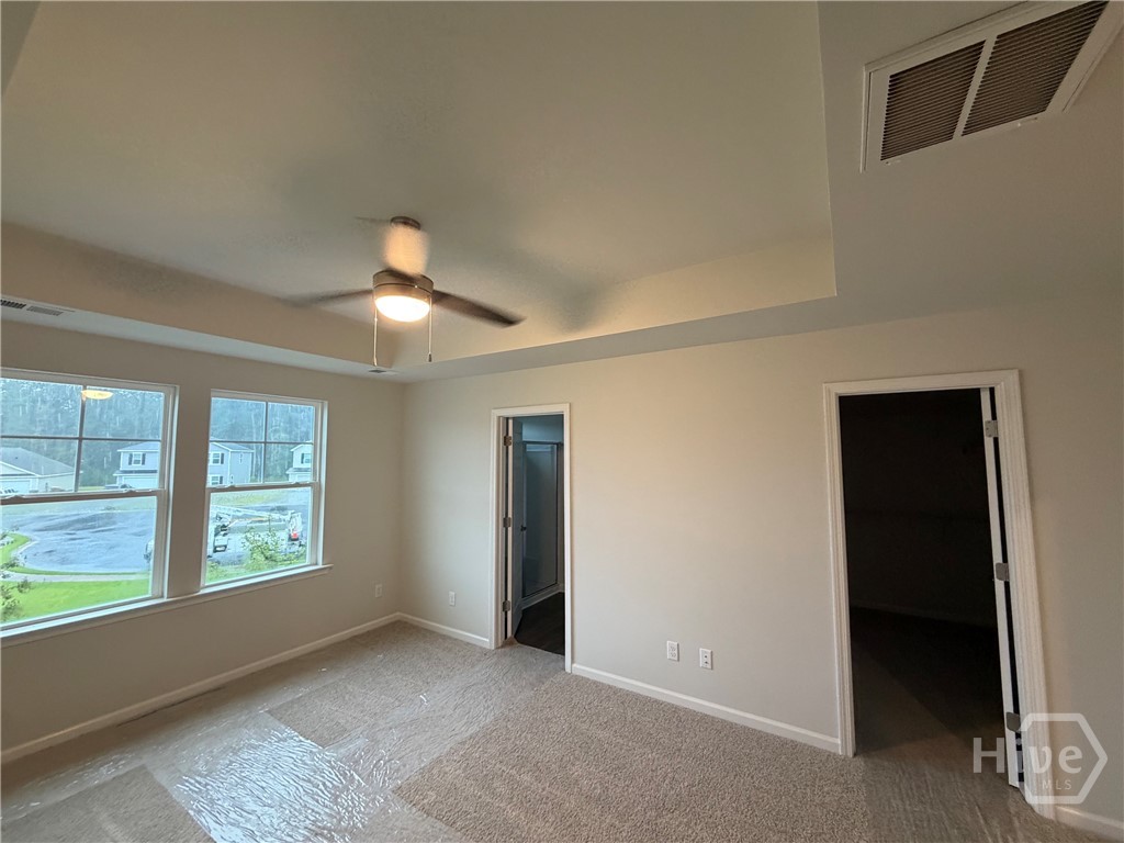209 Pinebury Road Property Photo 6
