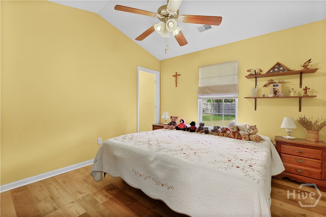 106 Blackwater Way Property Photo 11