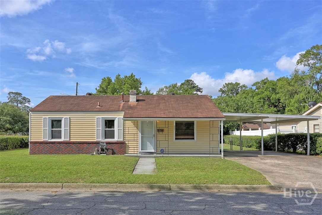 2221 E 57th Street Property Photo 1