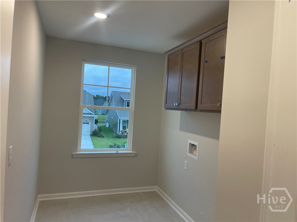 162 Como Drive Property Photo 12