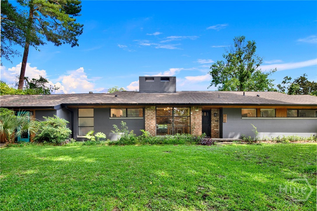 200 Kinzie Avenue Property Photo 1