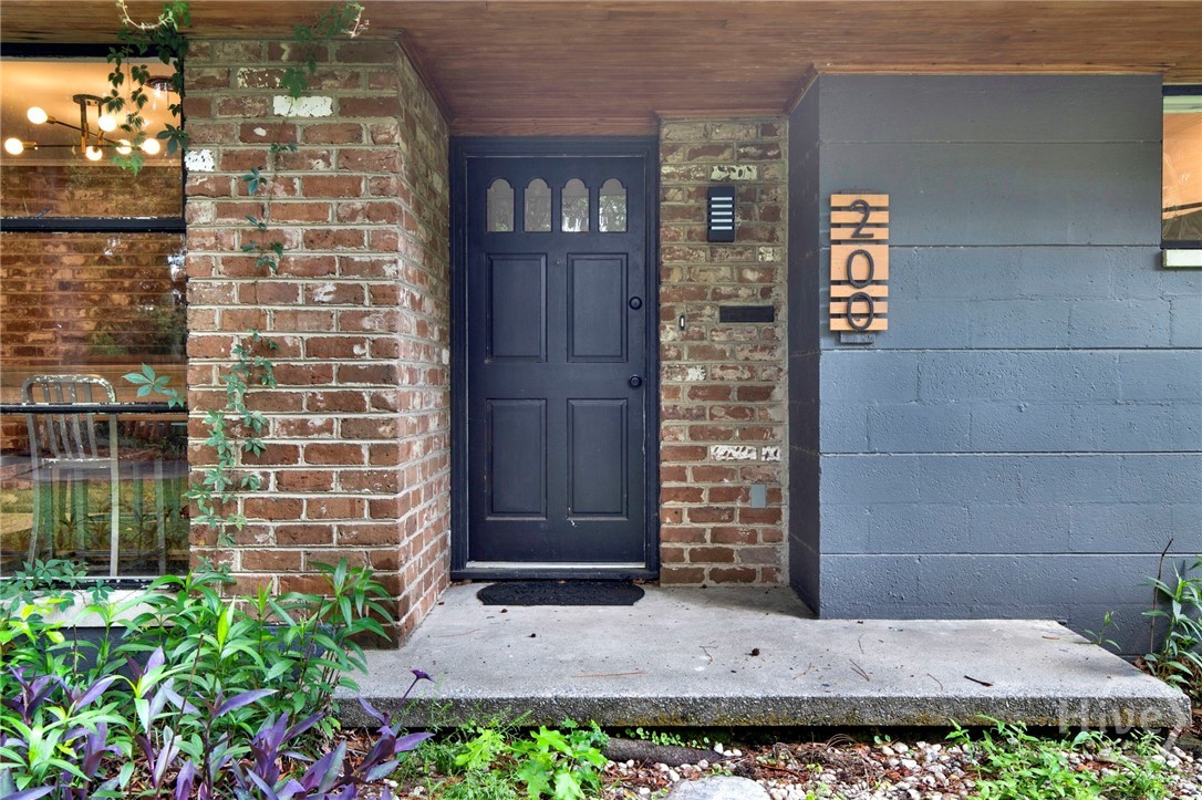 200 Kinzie Avenue Property Photo 3