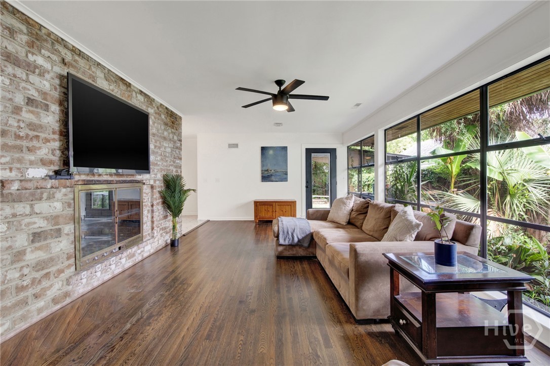 200 Kinzie Avenue Property Photo 13