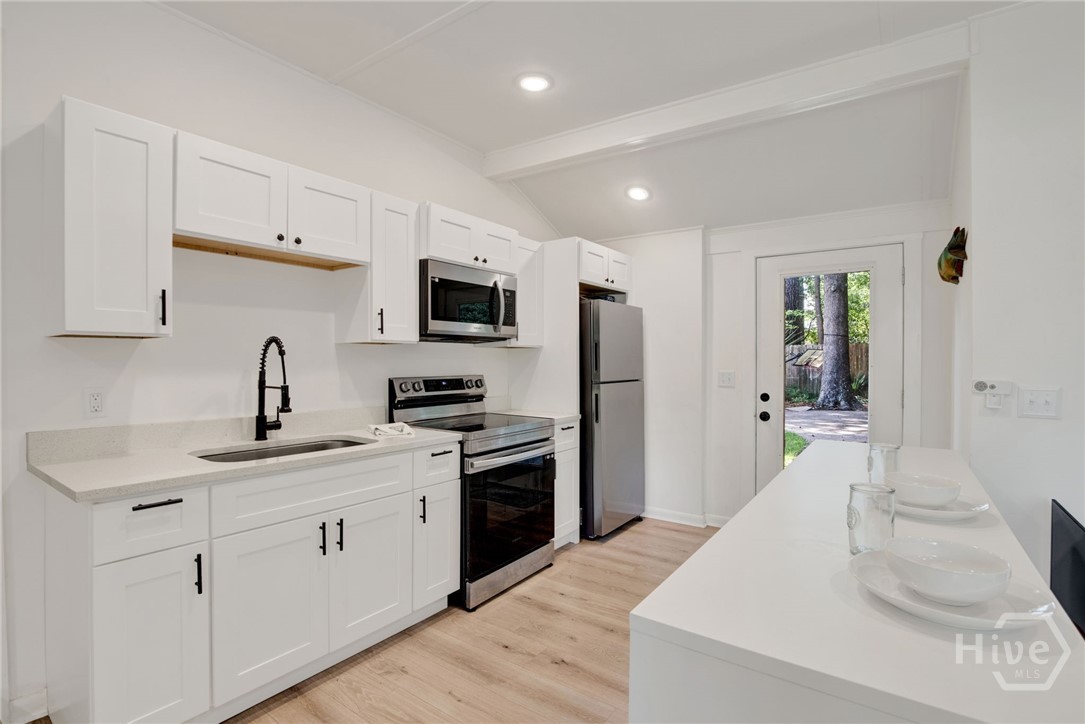 200 Kinzie Avenue Property Photo 30