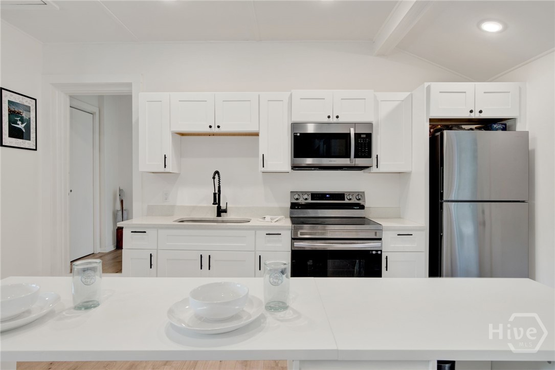 200 Kinzie Avenue Property Photo 31