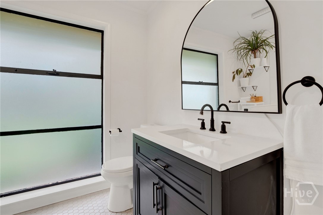 200 Kinzie Avenue Property Photo 36
