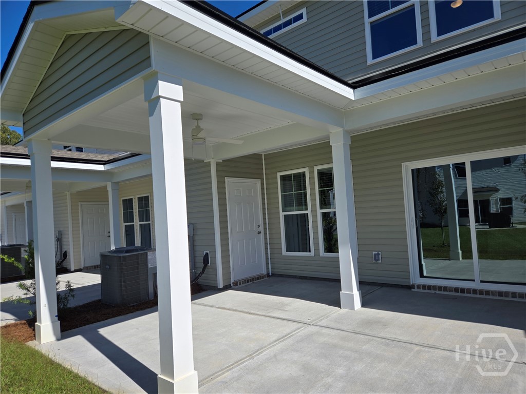 205 Pinebury Road Property Photo 8