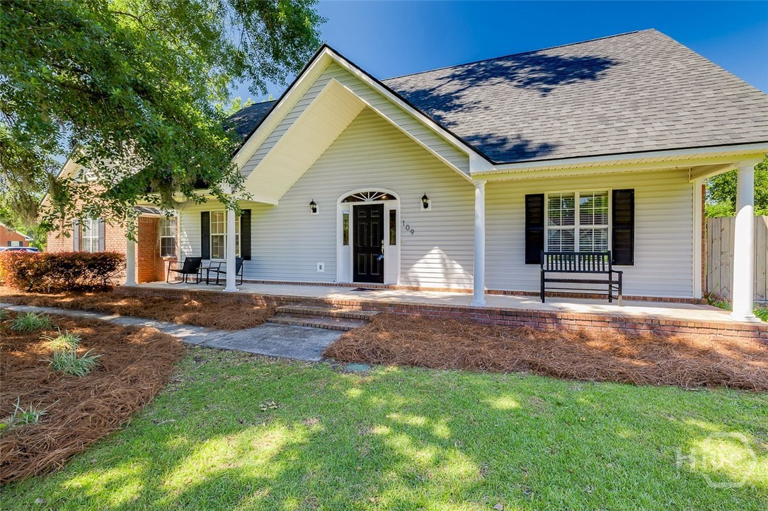 109 Kensington Circle Property Photo 2