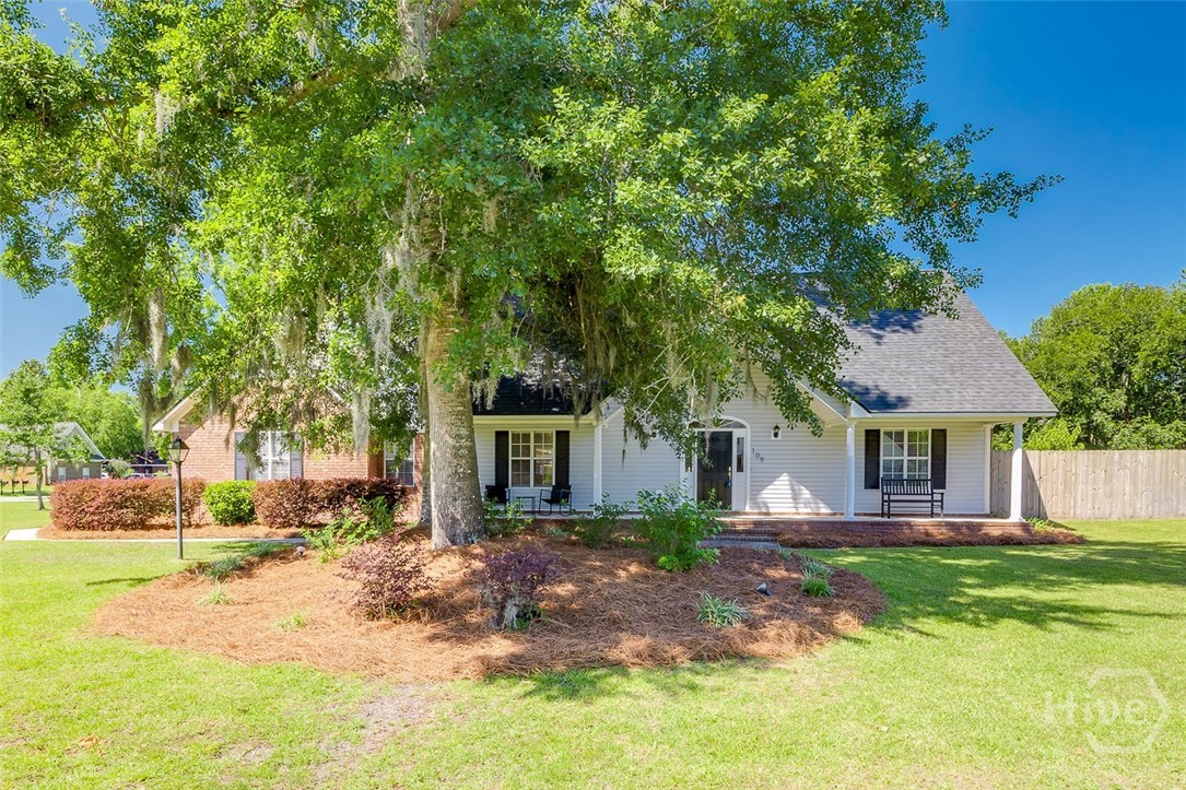 109 Kensington Circle Property Photo 3