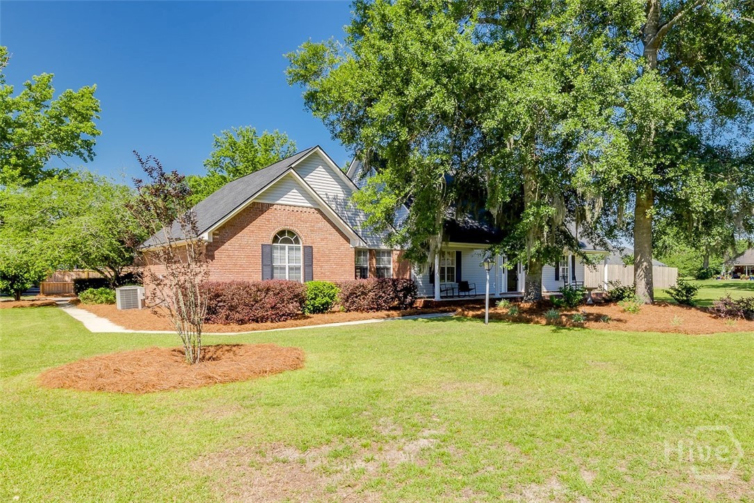 109 Kensington Circle Property Photo 4