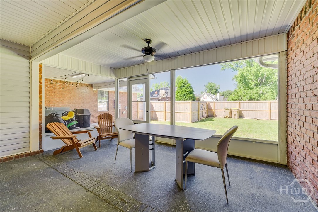 109 Kensington Circle Property Photo 38