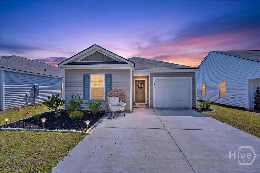 160 Lakeside Drive