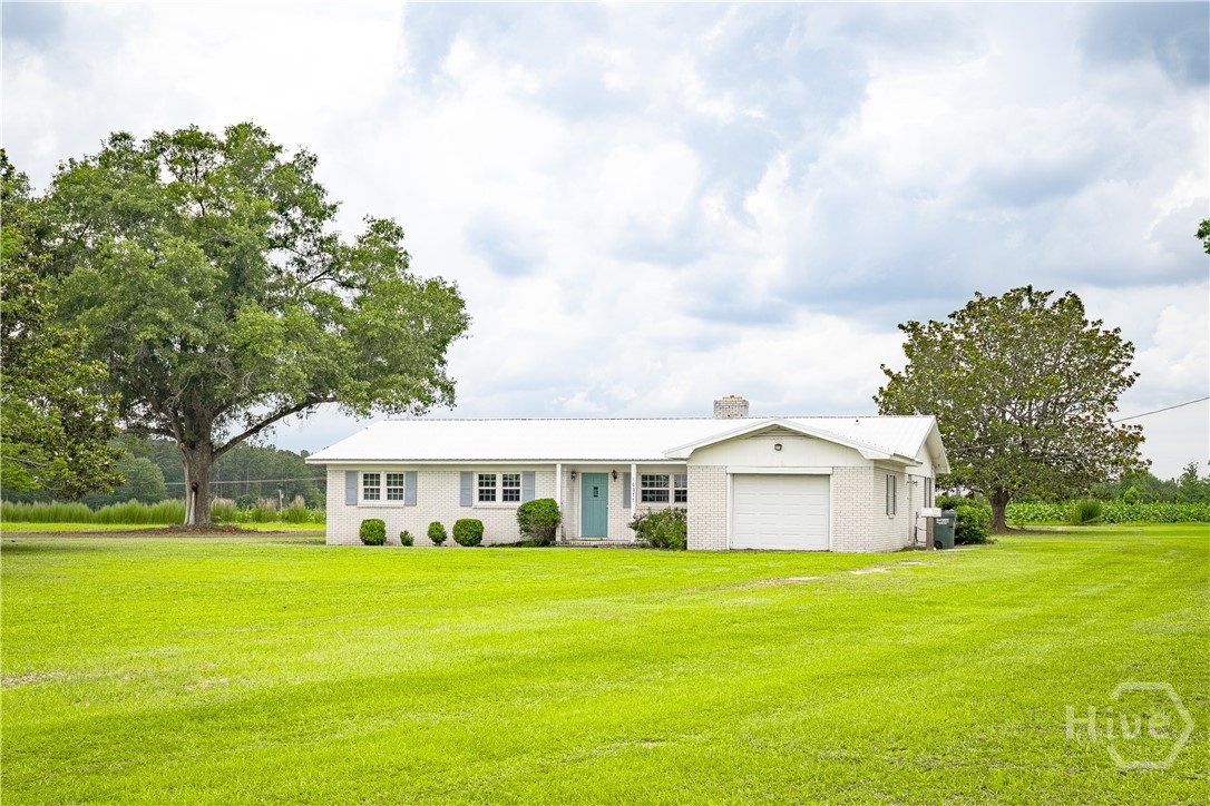 16877 Highway 129 S Property Photo 1