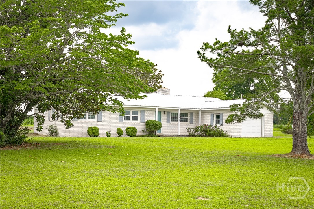 16877 Highway 129 S Property Photo 4