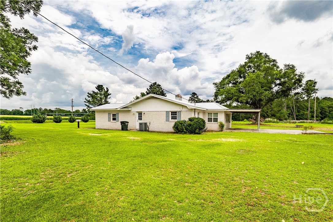 16877 Highway 129 S Property Photo 10