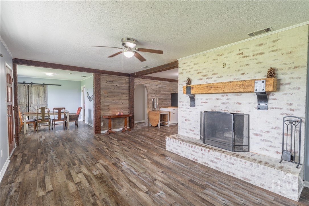 16877 Highway 129 S Property Photo 12