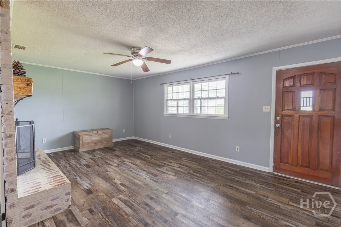 16877 Highway 129 S Property Photo 13