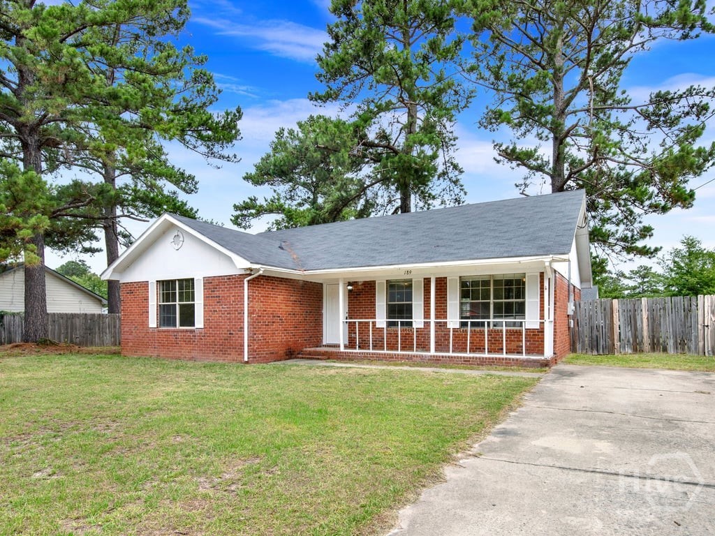 189 W Kenny Drive Property Photo 2