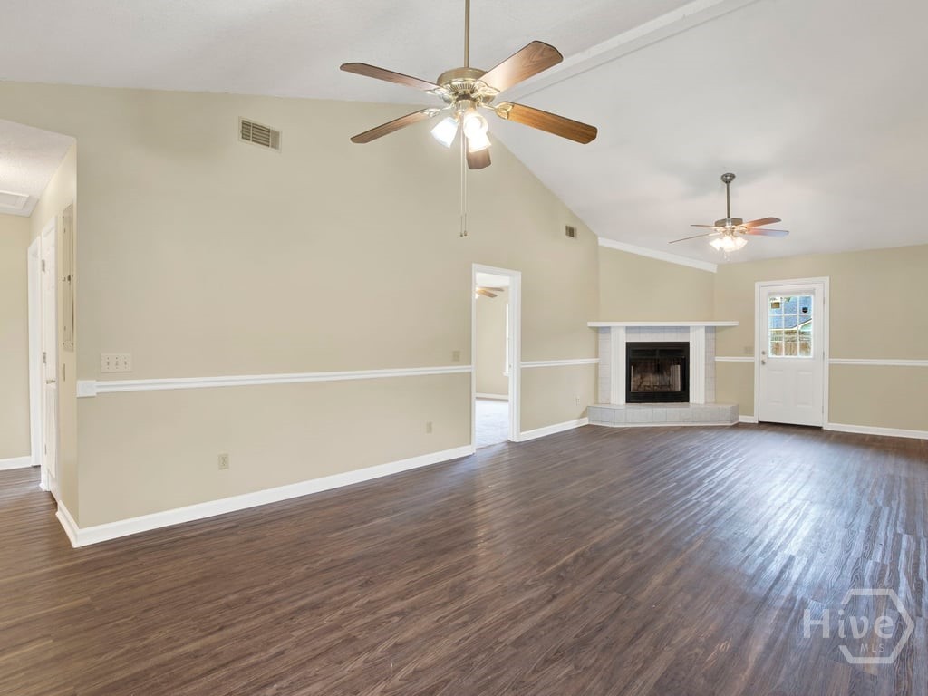 189 W Kenny Drive Property Photo 8