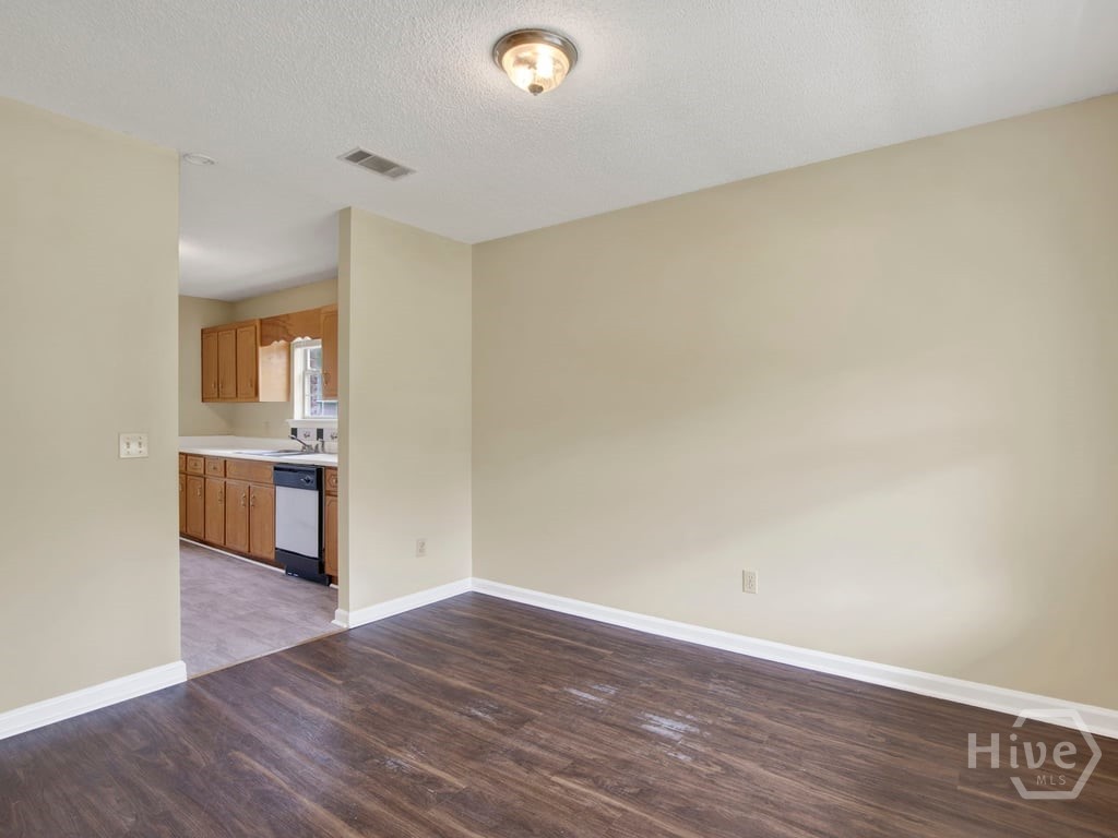 189 W Kenny Drive Property Photo 13