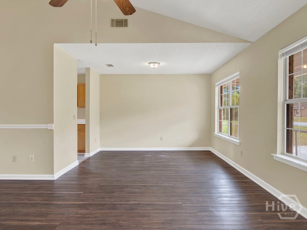 189 W Kenny Drive Property Photo 16