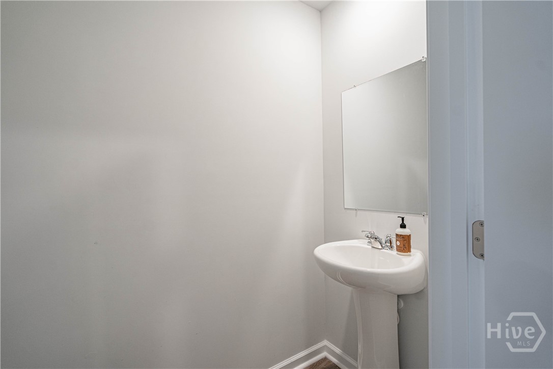 202 Coneflower Road Property Photo 15