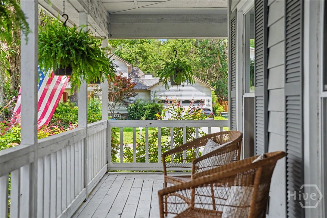 5 Lantern Lane Property Photo 7