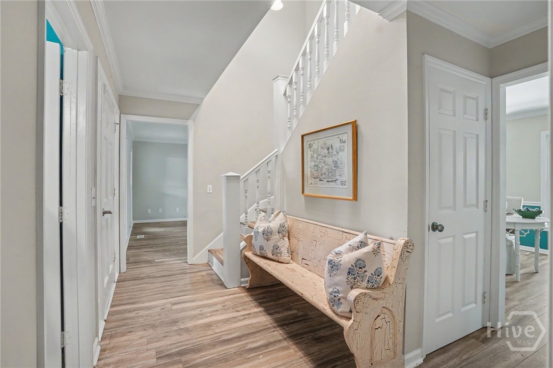 5 Lantern Lane Property Photo 9