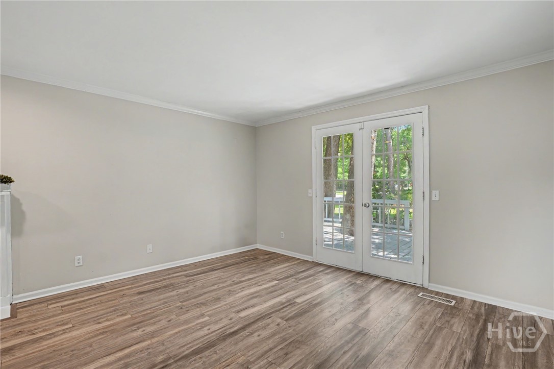 5 Lantern Lane Property Photo 12