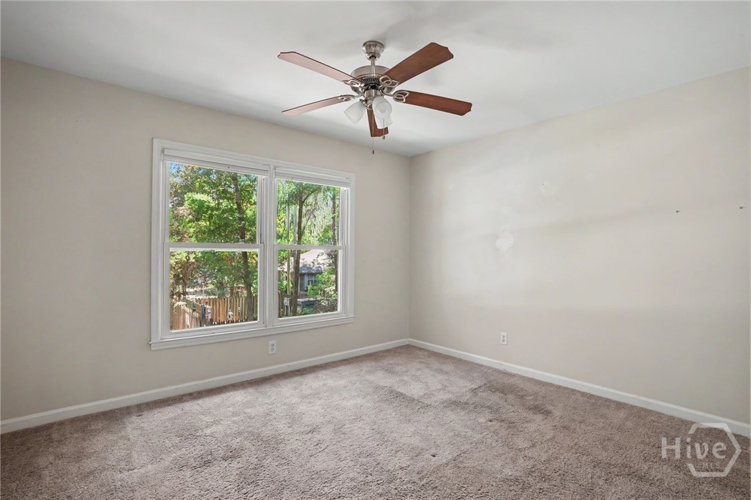 5 Lantern Lane Property Photo 31