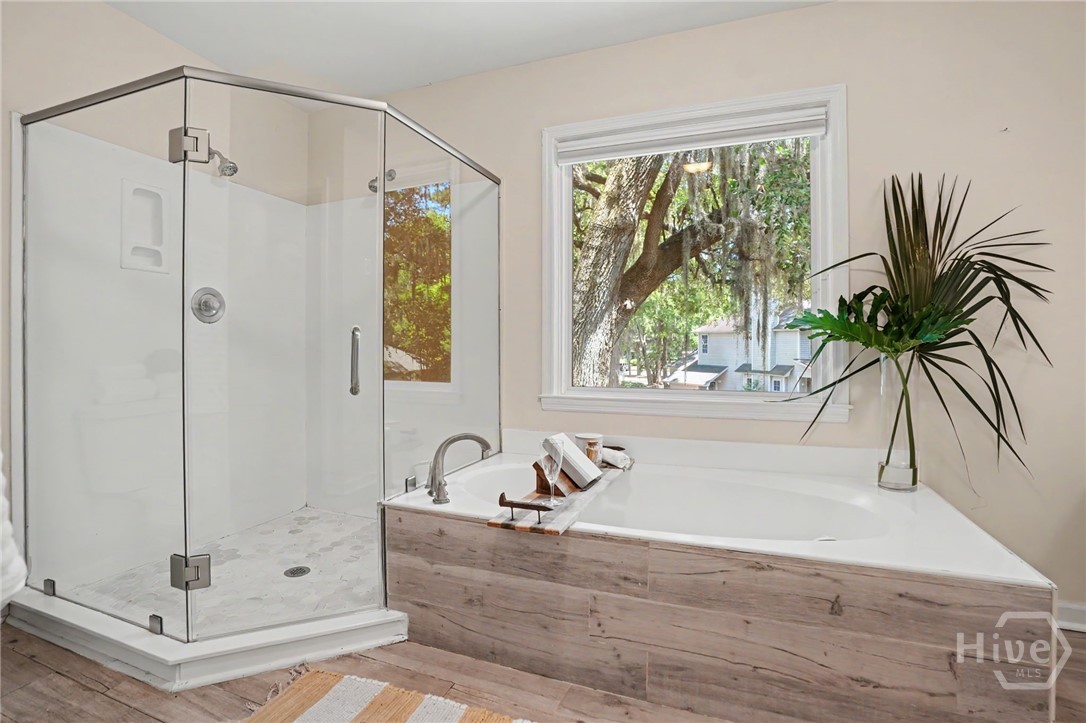 5 Lantern Lane Property Photo 37